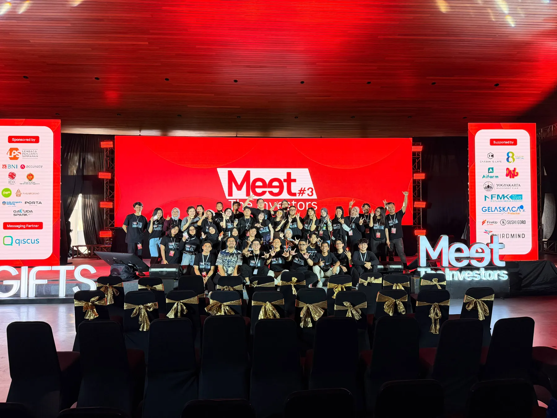 The team on stage at Meet The Investors #3