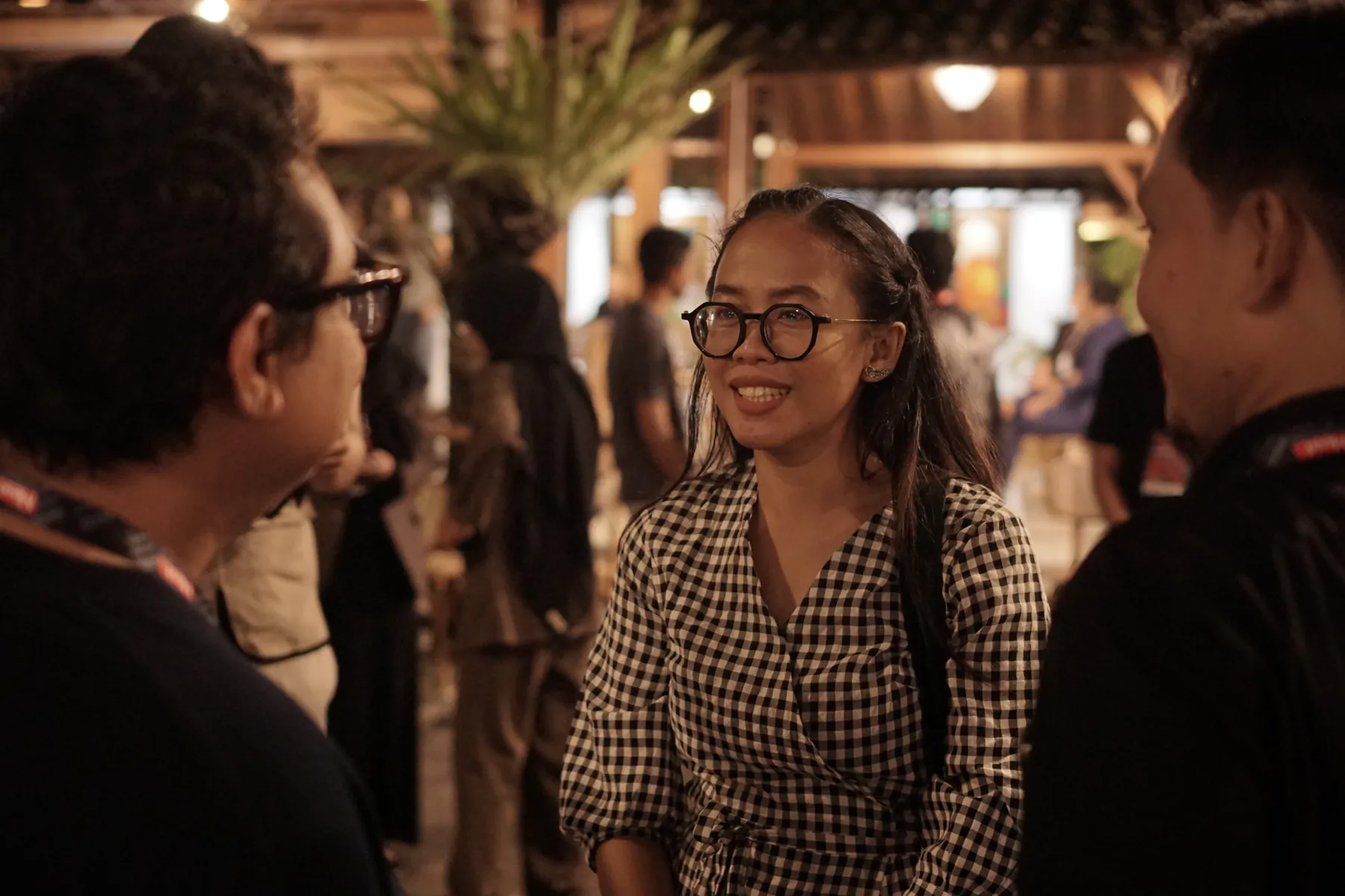 Two people in conversation